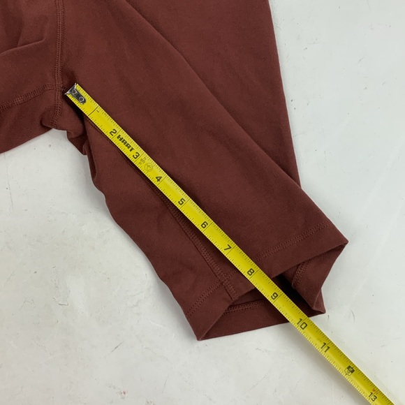 Nike Tight Fit 8” shorts Size Small Burgundy maroon Stretch New. NWT - Picture 8 of 9